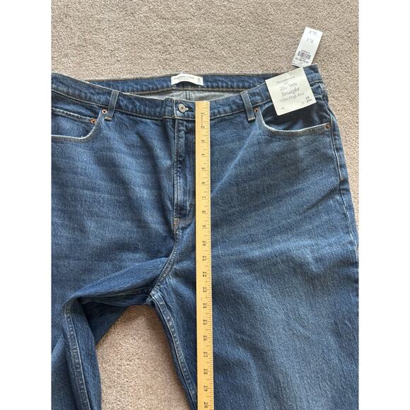 NWT Abercrombie & Fitch Plus Size 35 20r The 90s Straight Ultra High Rise Jeans - Picture 7 of 10